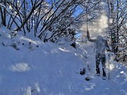 05 Bella la salita, godendoci la neve ...anche in testa! 